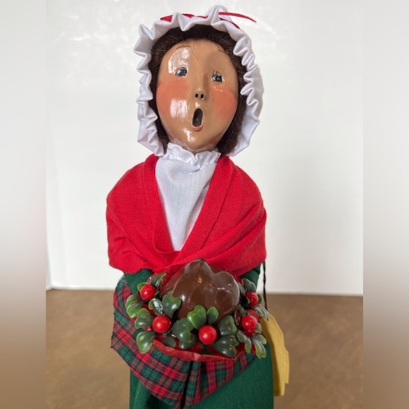 Byer’s Choice Ltd. Mrs. Cratchit 1985 NWT - Picture 5 of 8